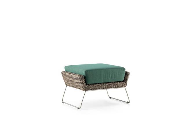 Madonna II Loungehocker Rattan 1