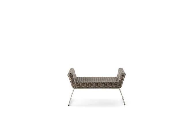 Madonna II Loungehocker Rattan 3