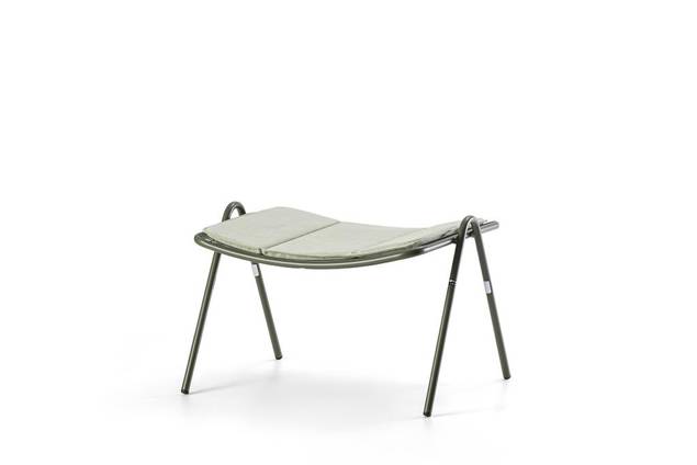 Vienna Tabouret lounge empilable acier 1