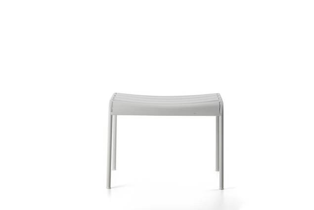 Quito Tabouret lounge empilable acier 2