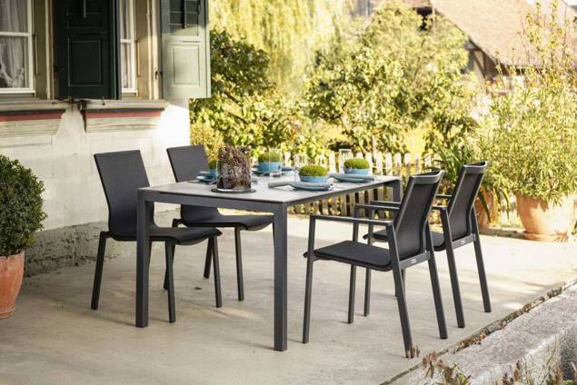 Pilatus Table de jardin acier 2