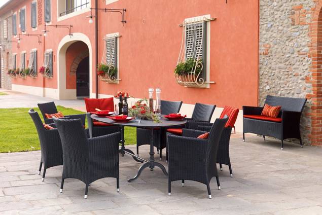 Royal II Gartenbank Rattan 2