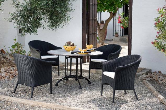Titanic Gartentisch Aluminium Ø 129 cm 2